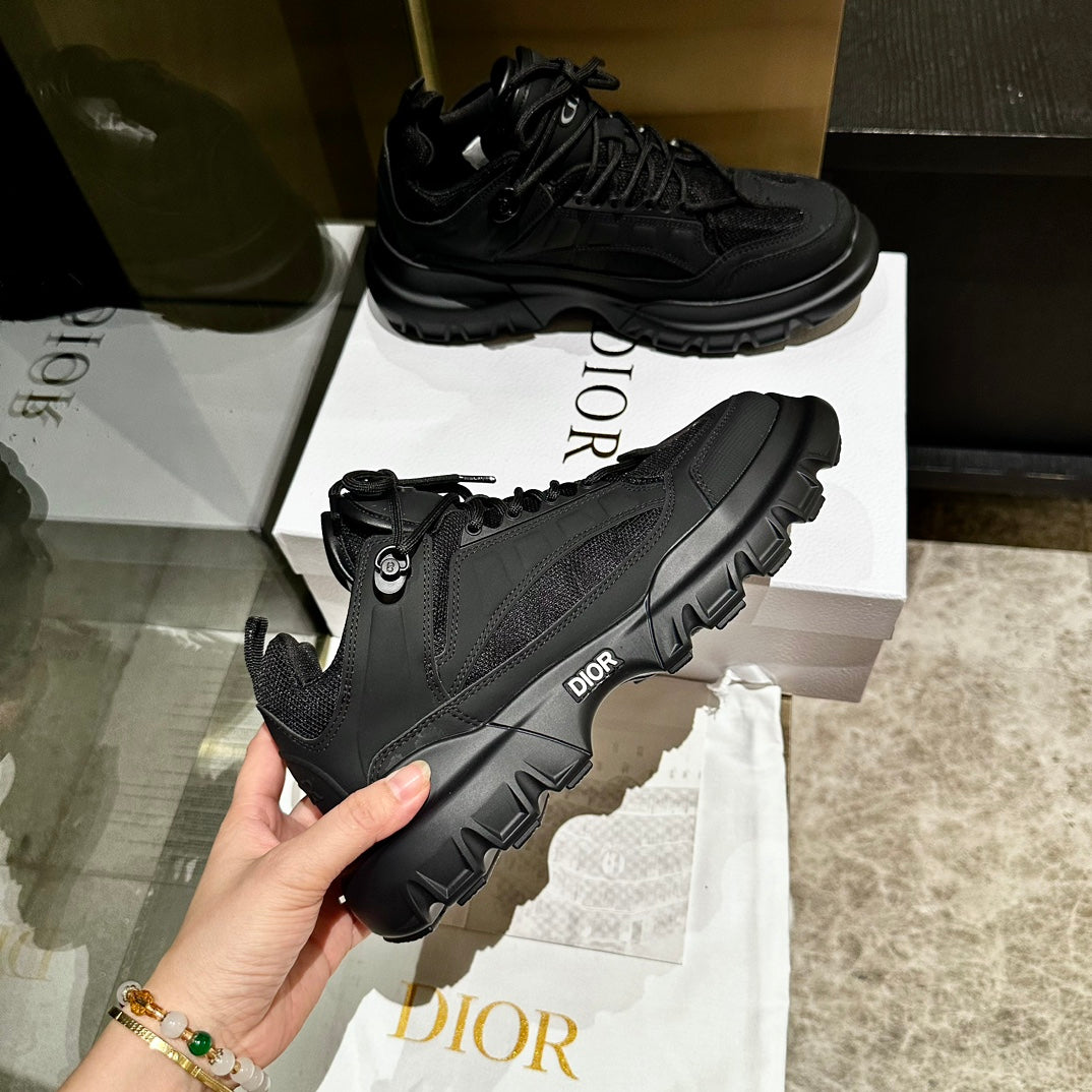 C'EST SNEAKER IN BLACK CALFSKIN AND BREATHABLE MESH - 35