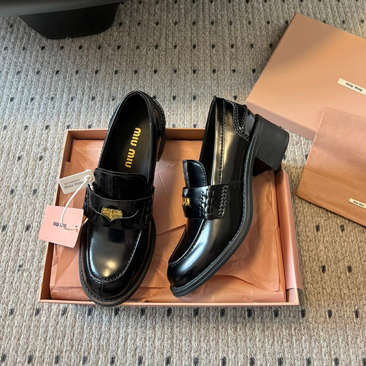 ЛОФЕРИ MIUMIU 26S 60 ММ ІЗ ЧОРНОЇ ГЛЯНЦЕВОЇ ШКІРИ ТЕЛЯТИ