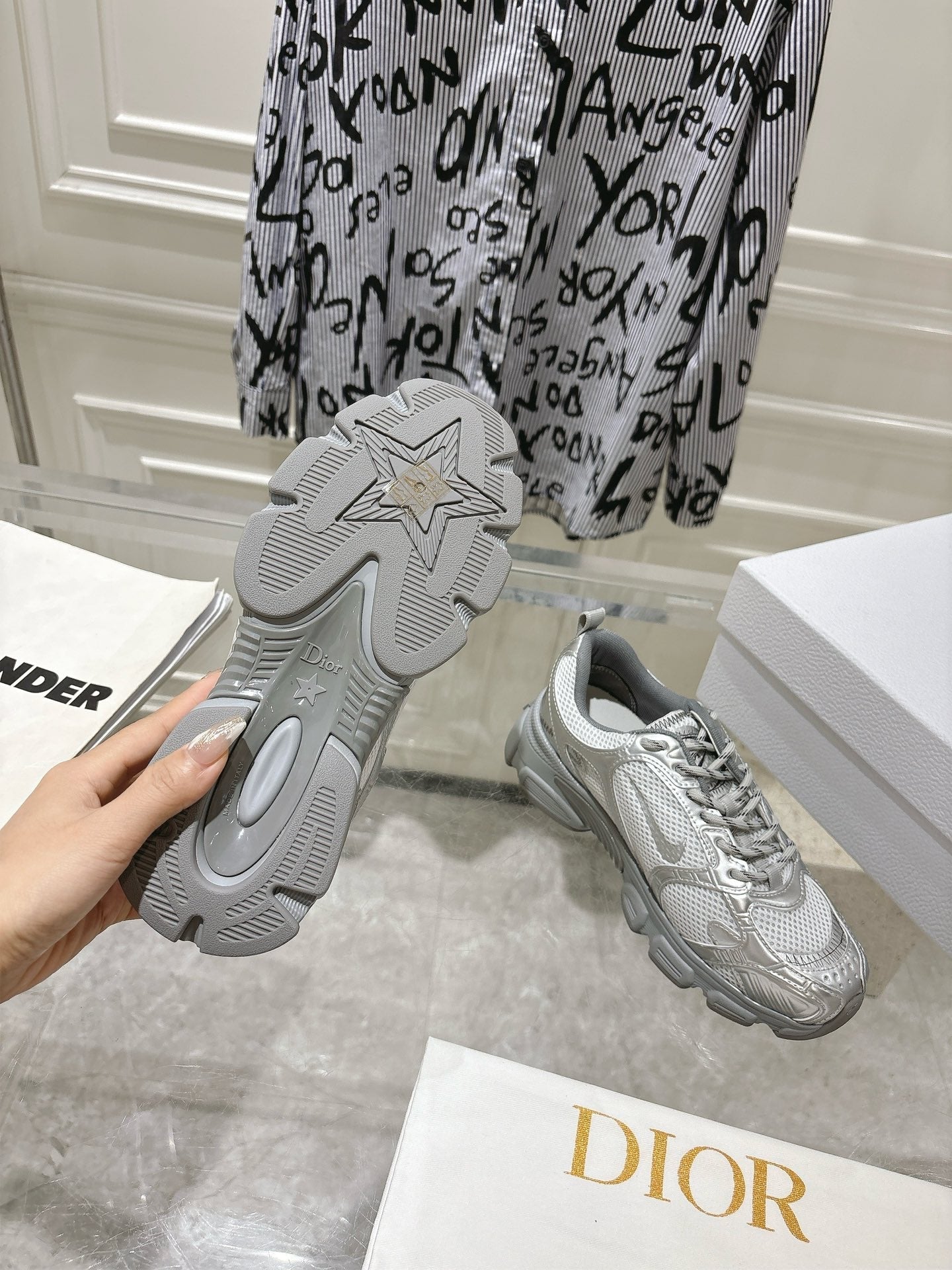 DIOR 25S CHRONO SNEAKER 45MM IN MESH WITH SILVER CALFSKIN - 35