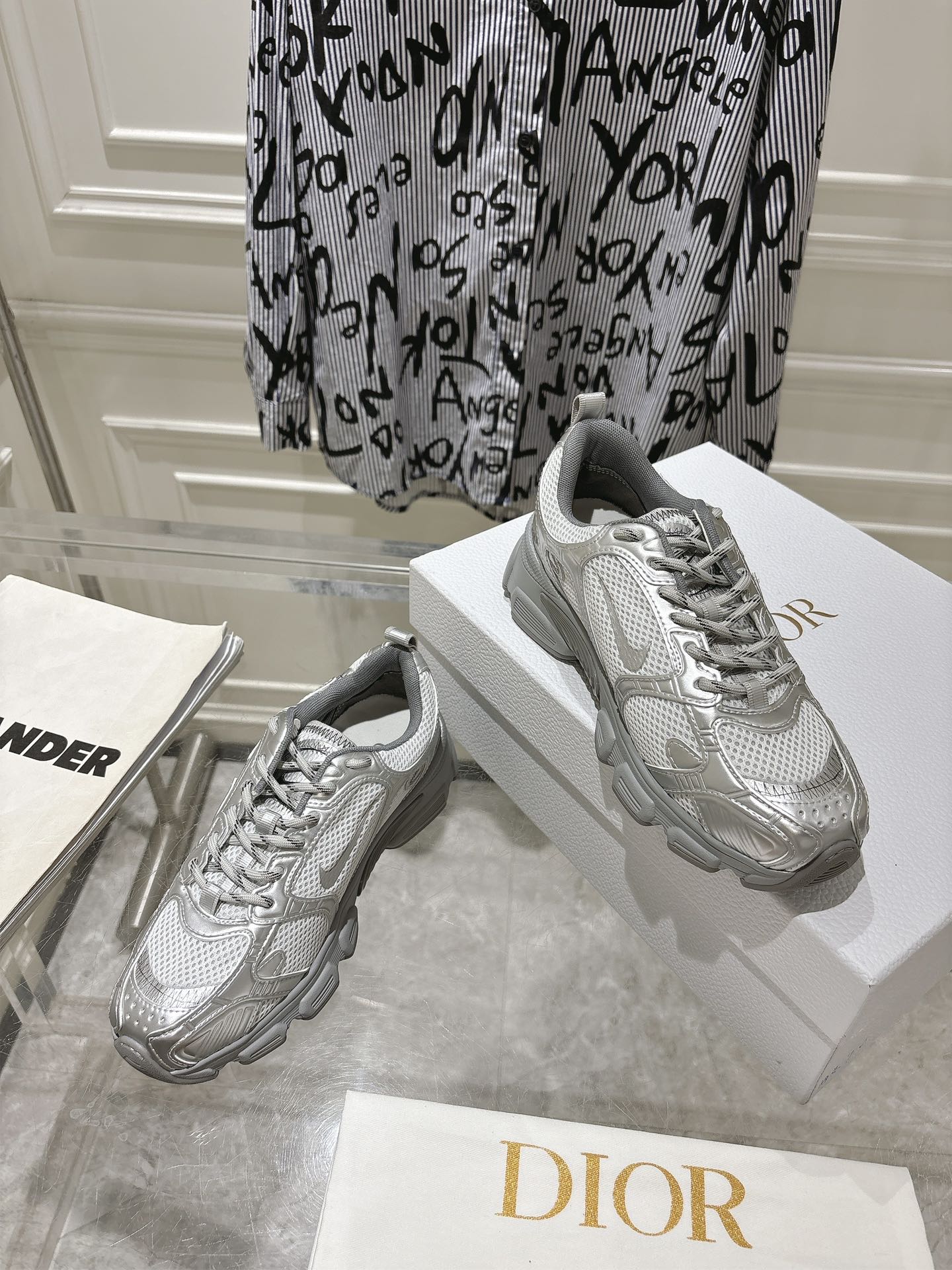 DIOR 25S CHRONO SNEAKER 45MM IN MESH WITH SILVER CALFSKIN - 35