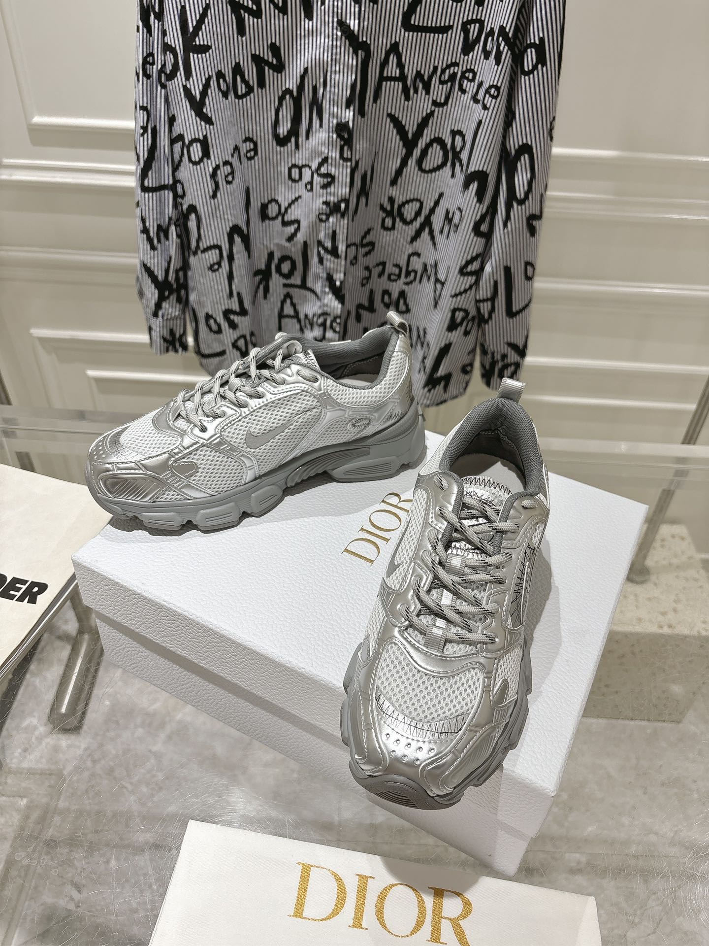 DIOR 25S CHRONO SNEAKER 45MM IN MESH WITH SILVER CALFSKIN - 35
