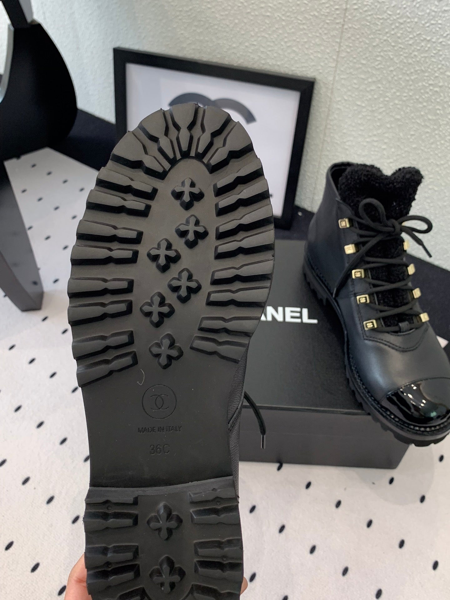 ANKLE BOOTS IN BLACK CALFSKIN 971629 - 35