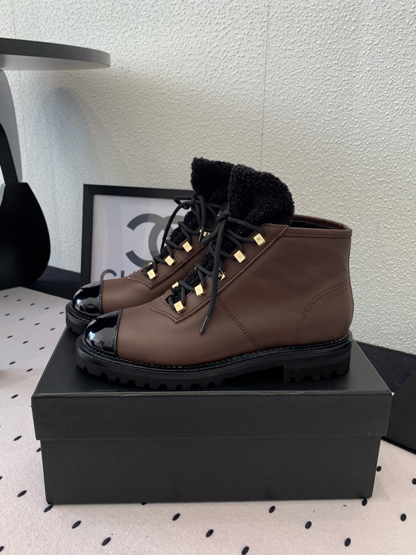 ANKLE BOOTS IN HICKORY BROWN CALFSKIN - 35