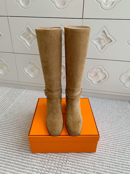 HM 25S TALL BOOTS 50 MM IN BROWN SUEDE WITH GOLD HARDWARE - 35