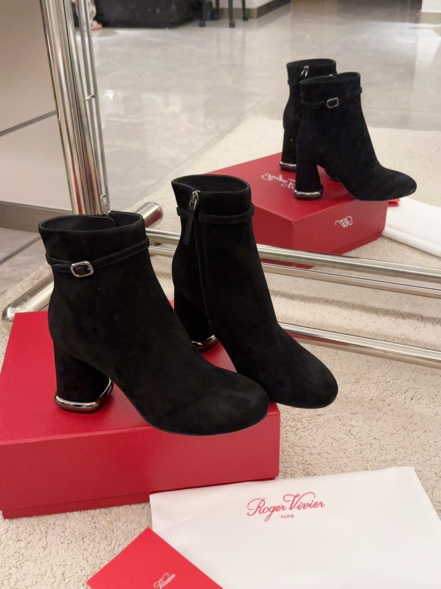 VIV' PODIUM BOOTIES IN BLACK SUEDE - 34
