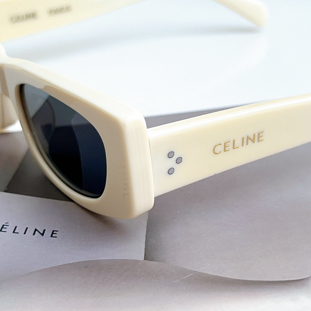 TRIOMPHE SUNGLASS 40258 IN ACETATE - Baby Pink