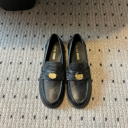 ЛОФЕРИ PENNY MIU MIU 26S З ЧОРНОЇ ТЕЛЯЧОЇ ШКІРИ ІЗ ЗОЛОТИСТОЮ ФУРНІТУРОЮ