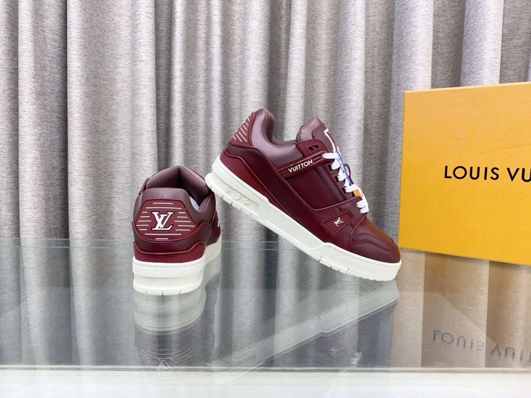 LV MAXI TRAINER IN GARNET RED CALFSKIN - 35