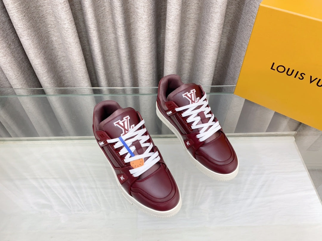 LV MAXI TRAINER IN GARNET RED CALFSKIN - 35