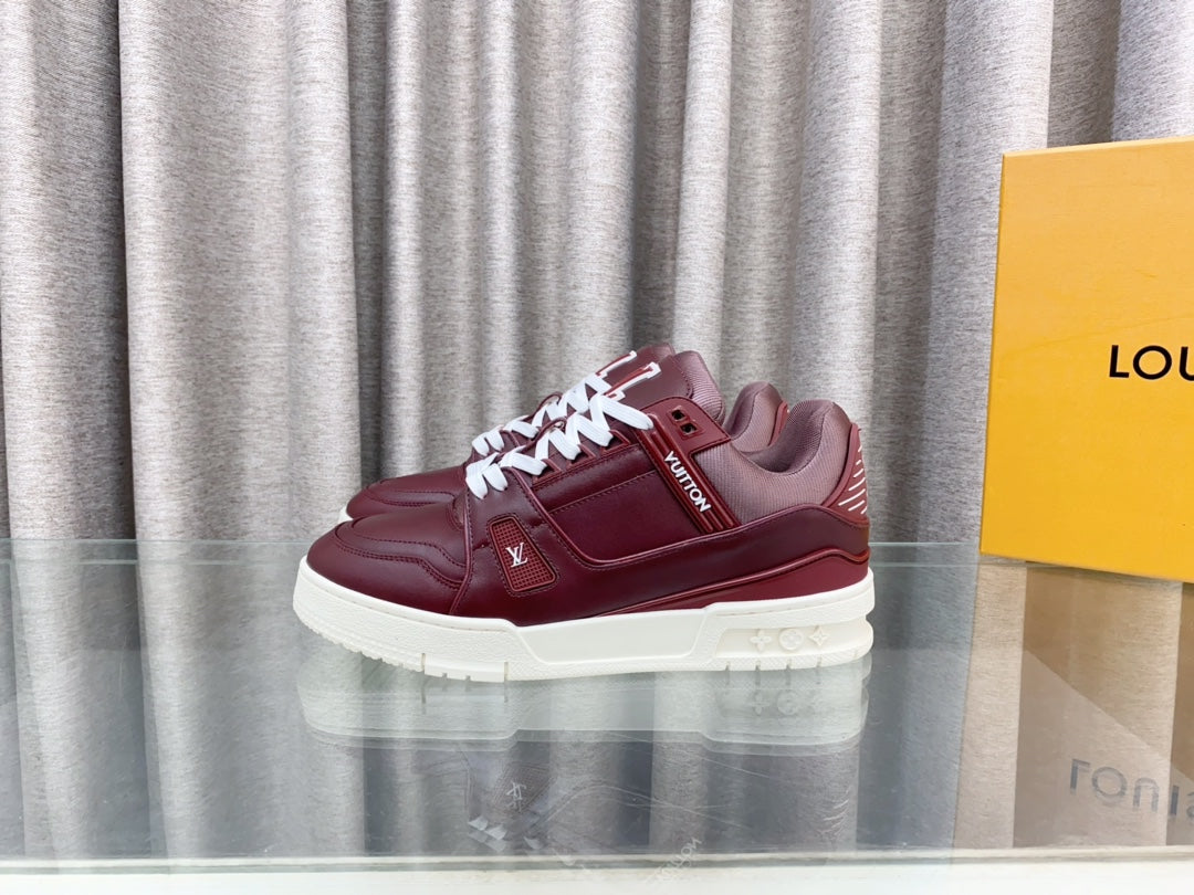 LV MAXI TRAINER IN GARNET RED CALFSKIN - 35
