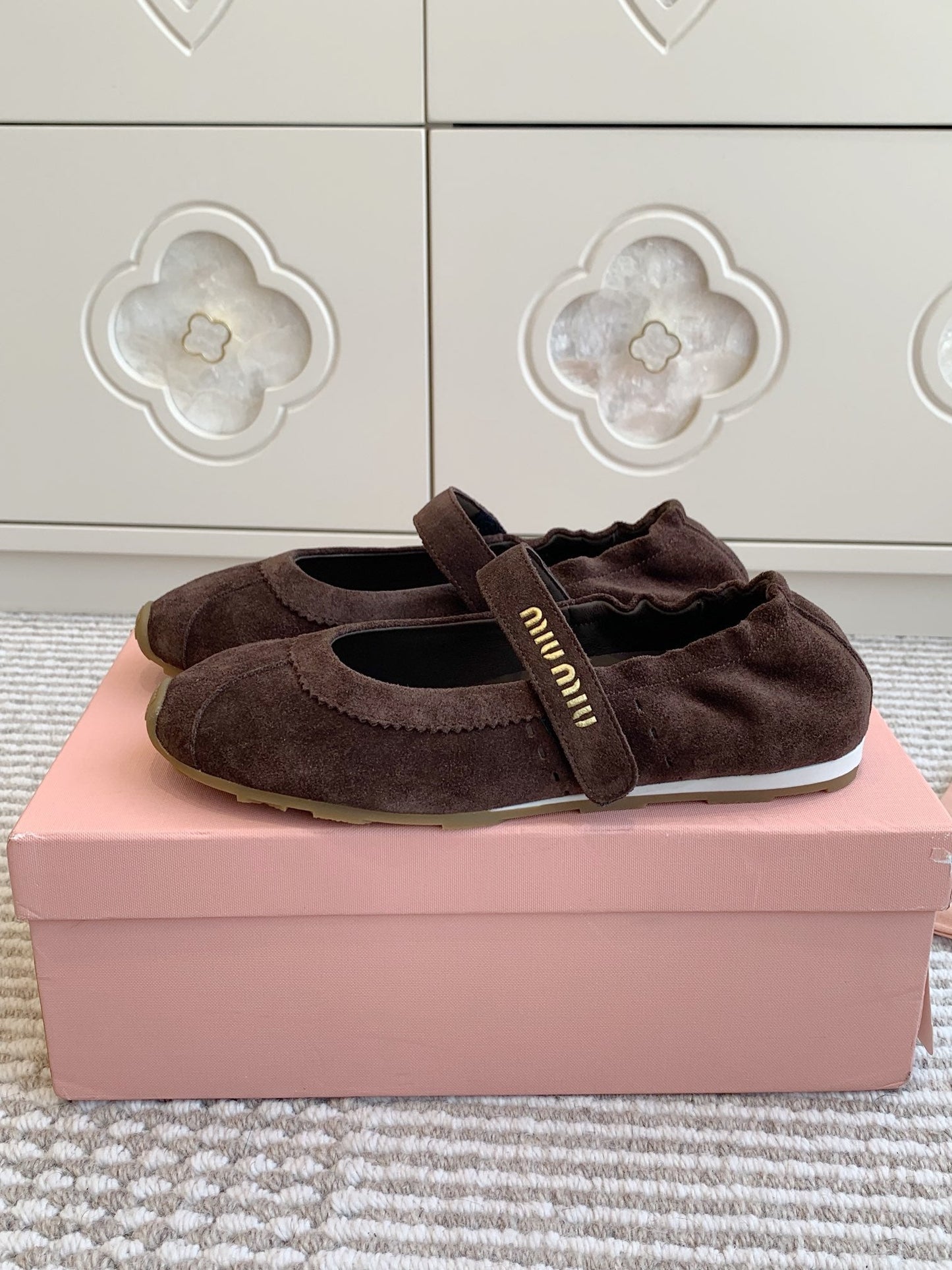 MARY JANE FLATS IN CHOCOLATE SUEDE - 35