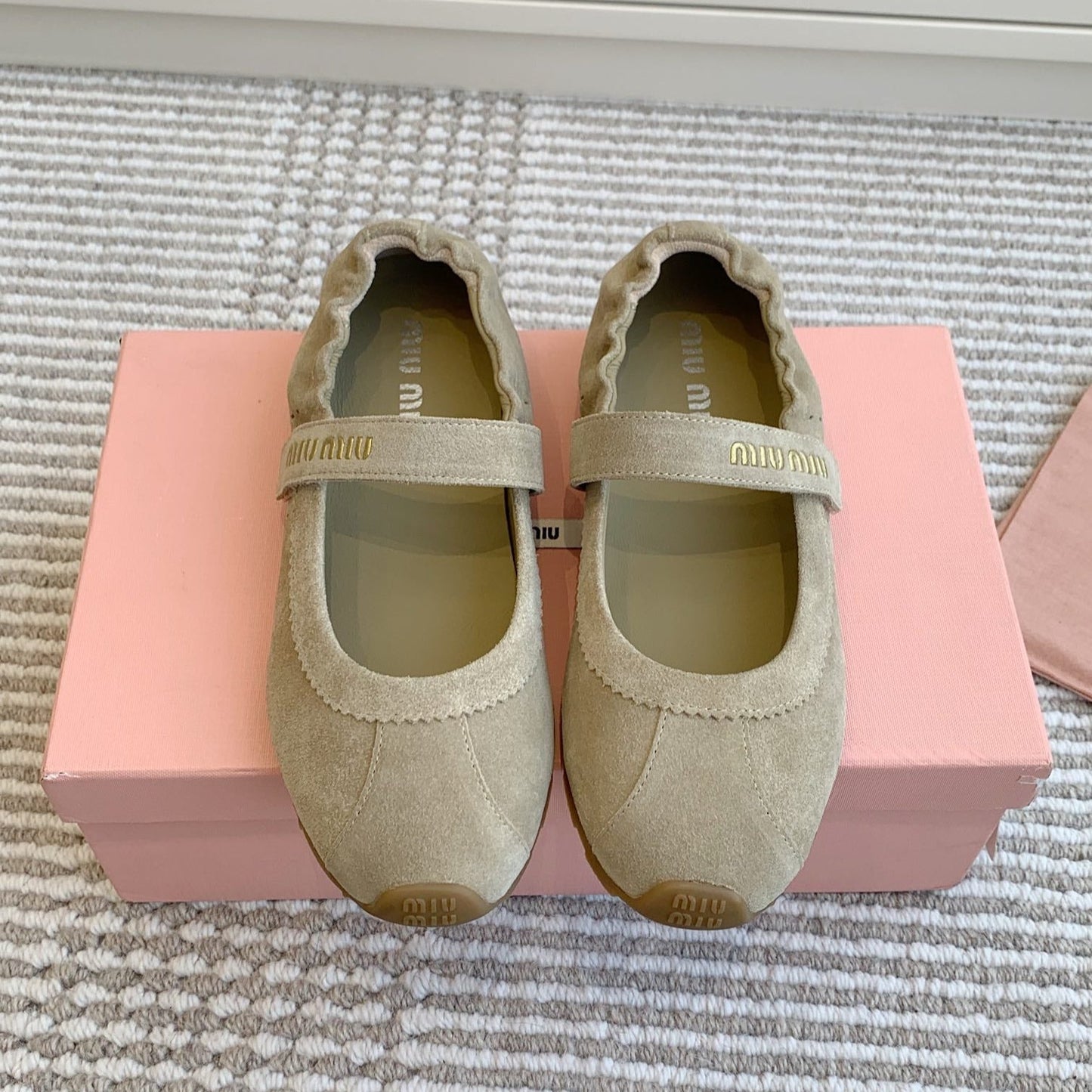 MARY JANE FLATS IN TROUT SUEDE - 35