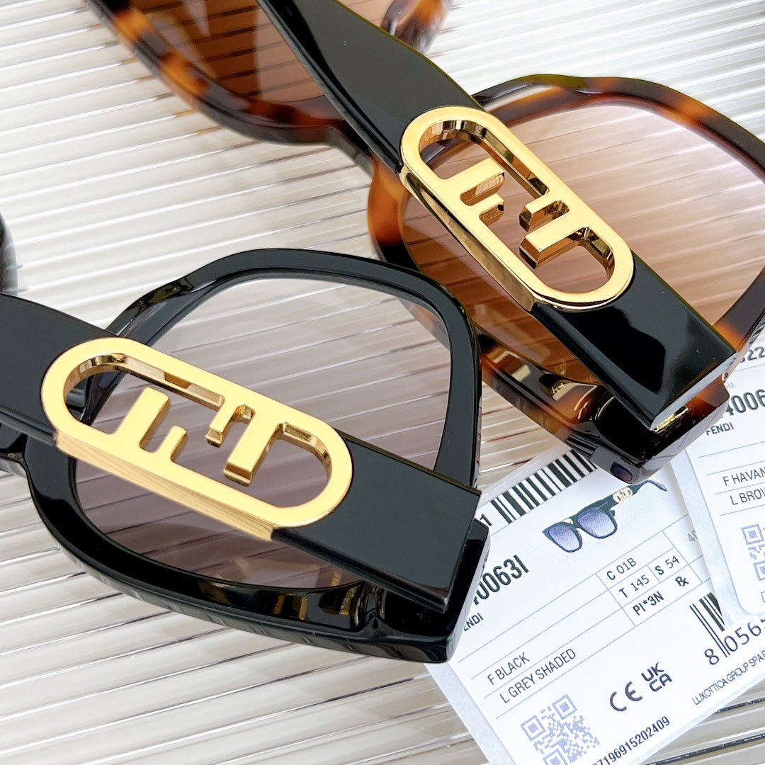 DIAGONAL SQUARE FRAME SUNGLASSES FE40063 IN ACETATE - Black