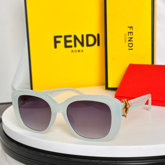ROMA SQUARE FRAME SUNGLASSES FE40138I IN ACETATE - White