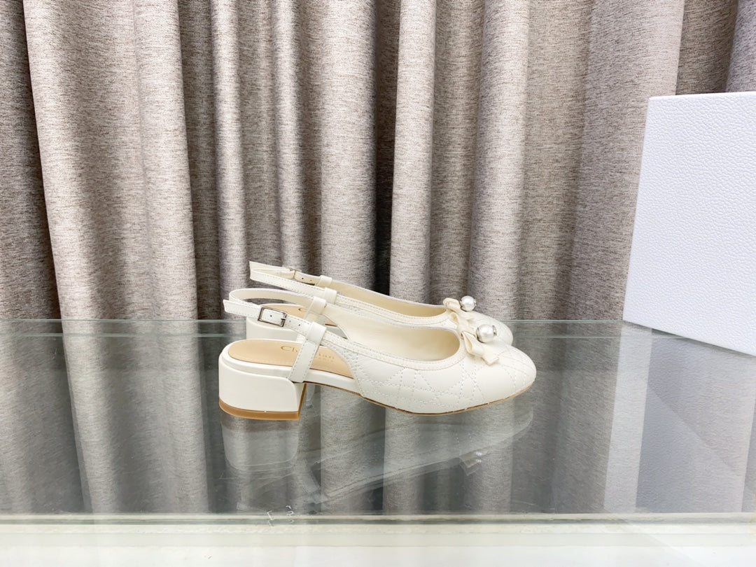 PEARL MARY JANE SLINGBACKS IN WHITE LAMBSKIN 30 MM - 35