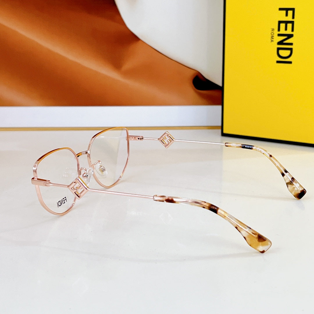 TRAVEL GEOMETRIC FRAME SUNGLASSES FE40152U IN METAL - Silver