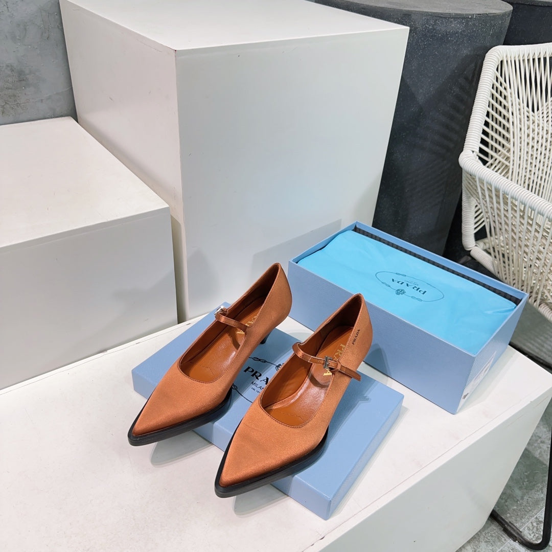 POINTED TOE MEDIUM HEEL PUMPS IN BURNT ORANGE SILK - 35