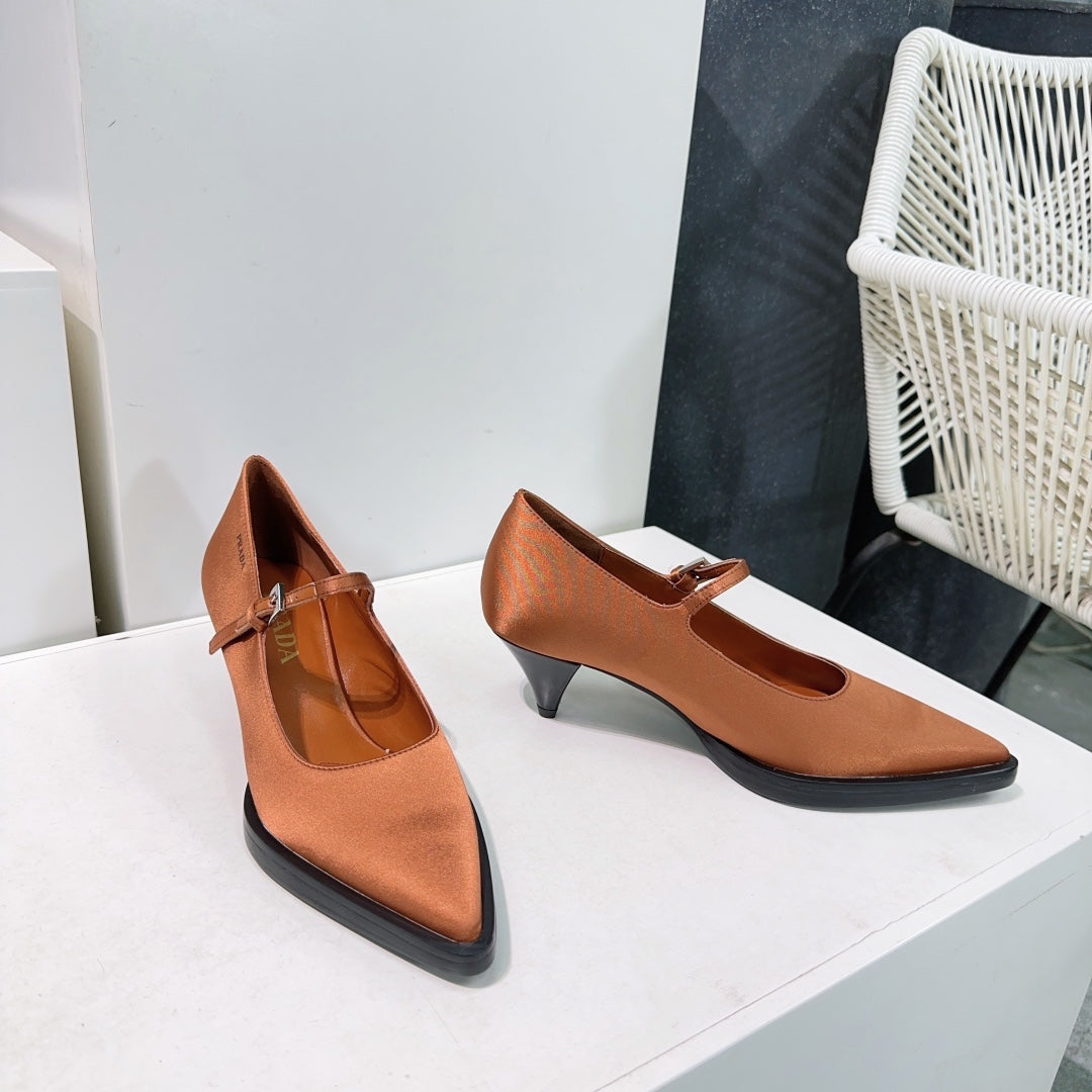 POINTED TOE MEDIUM HEEL PUMPS IN BURNT ORANGE SILK - 35