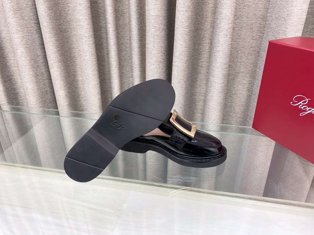 VIV' RANGERS MULES IN BLACK PATENT CALFSKIN GOLD BUCKLE - 34