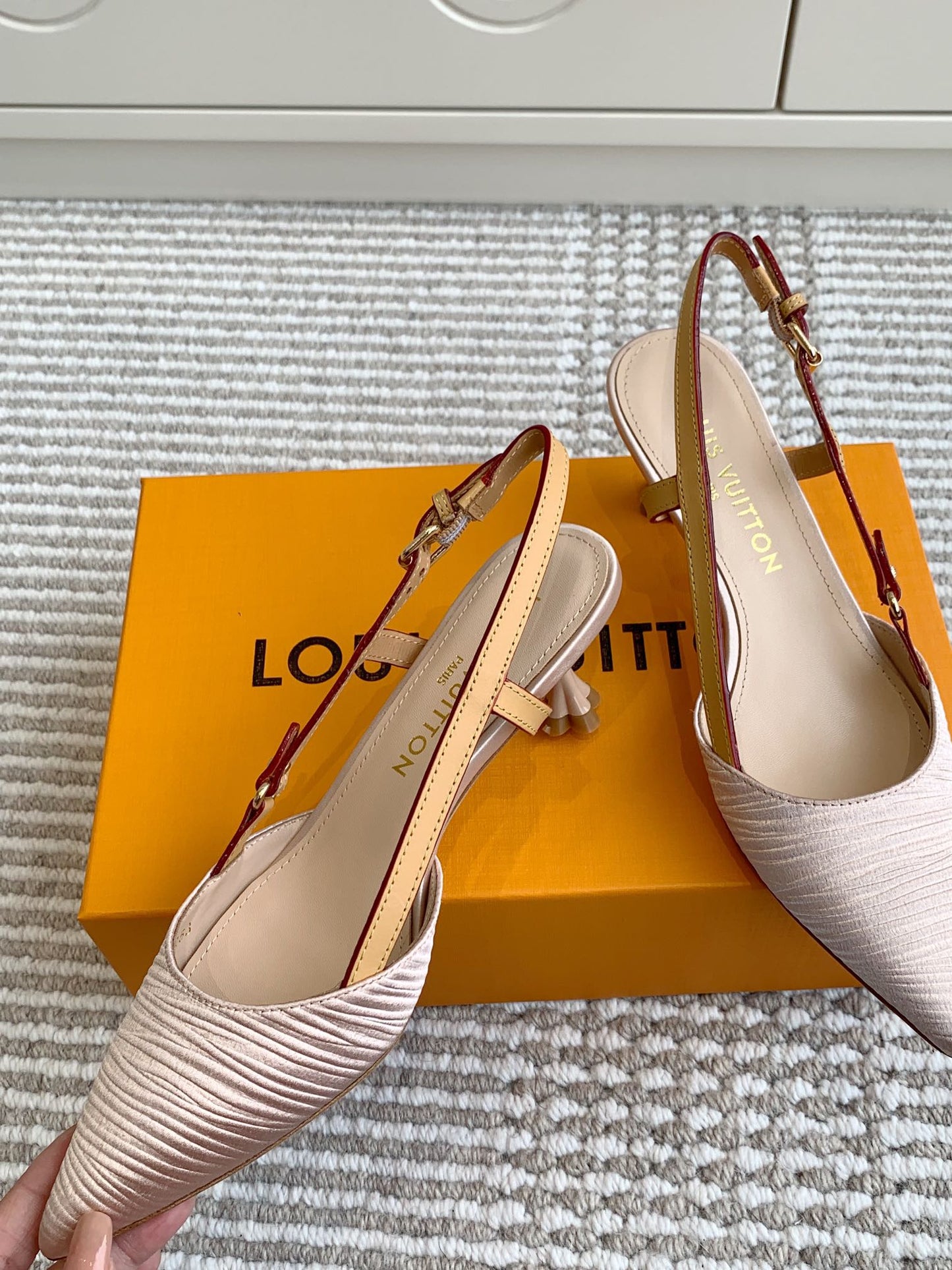BLOSSOM SLINGBACKS 55 MM IN LIGHT PINK IMPORTED STRIPED SILK SATIN - 35