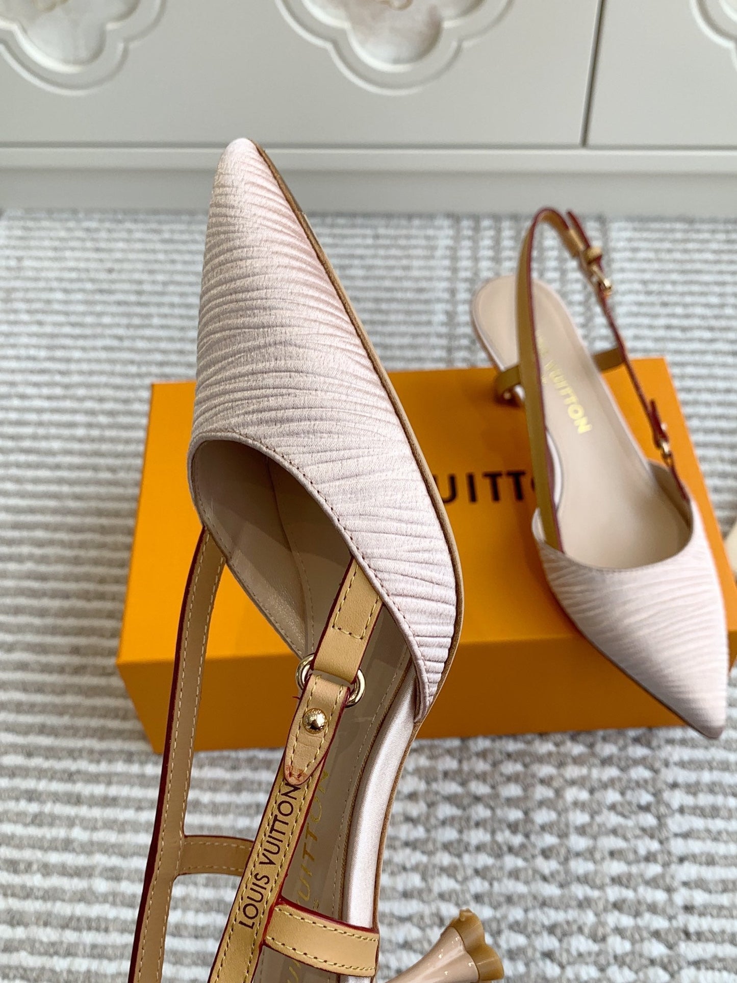 BLOSSOM SLINGBACKS 55 MM IN LIGHT PINK IMPORTED STRIPED SILK SATIN - 35
