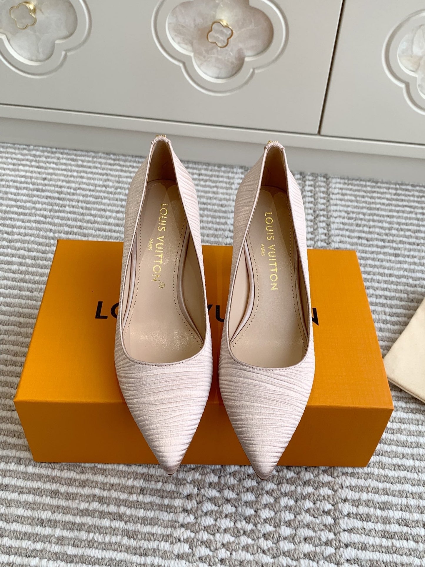 BLOSSOM PUMP 75 MM IN LIGHT PINK IMPORTED STRIPED SILK SATIN - 35