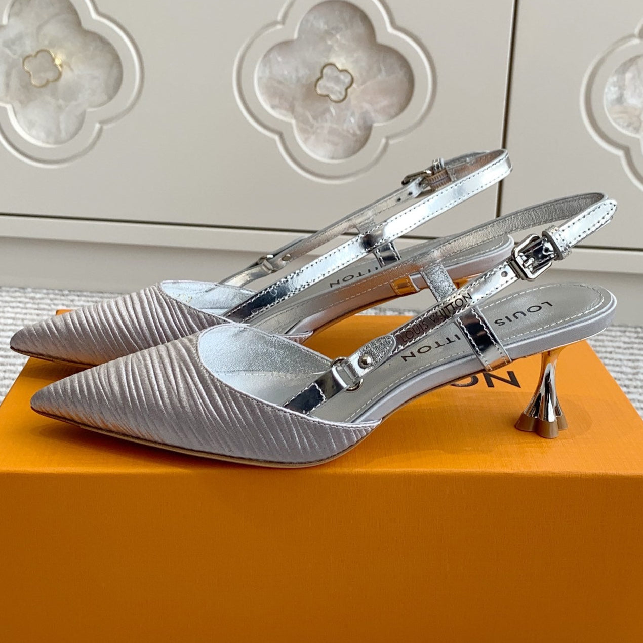 BLOSSOM SLINGBACKS 55 MM IN SILVER IMPORTED STRIPED SILK SATIN - 35