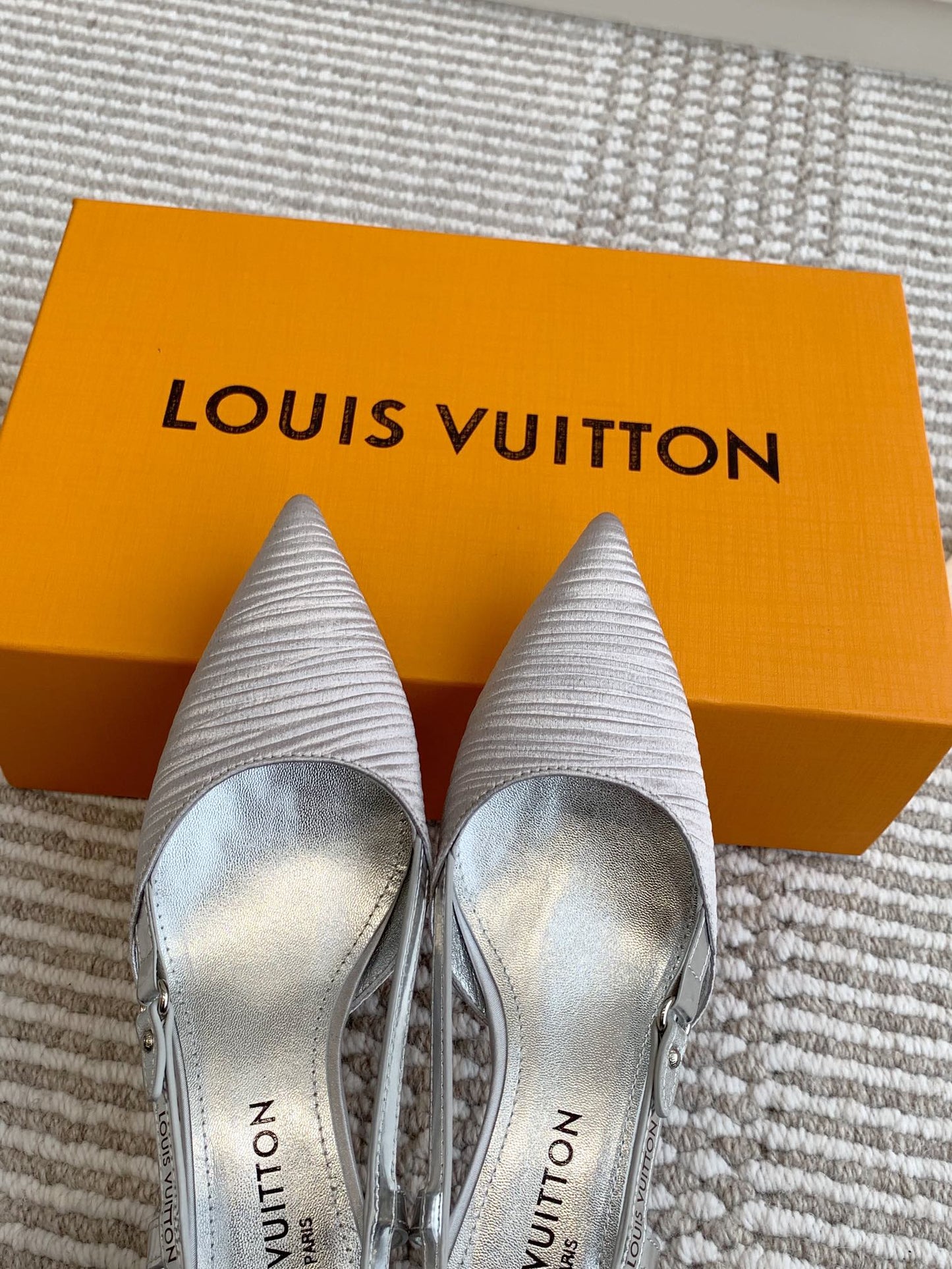 BLOSSOM SLINGBACKS 55 MM IN SILVER IMPORTED STRIPED SILK SATIN - 35