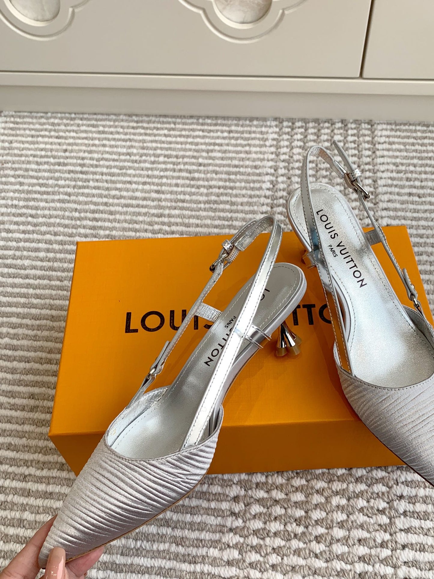 BLOSSOM SLINGBACKS 55 MM IN SILVER IMPORTED STRIPED SILK SATIN - 35