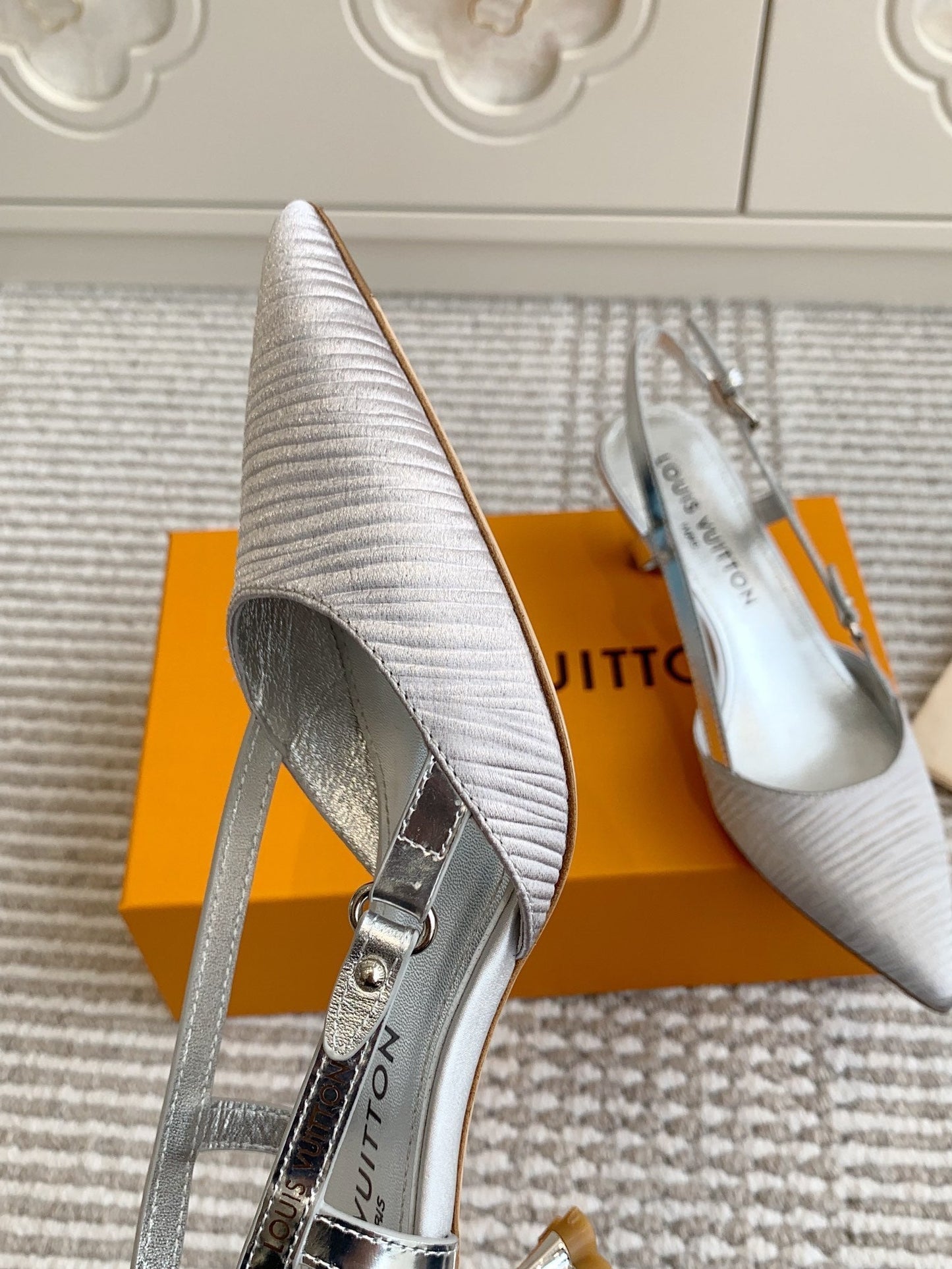 BLOSSOM SLINGBACKS 55 MM IN SILVER IMPORTED STRIPED SILK SATIN - 35