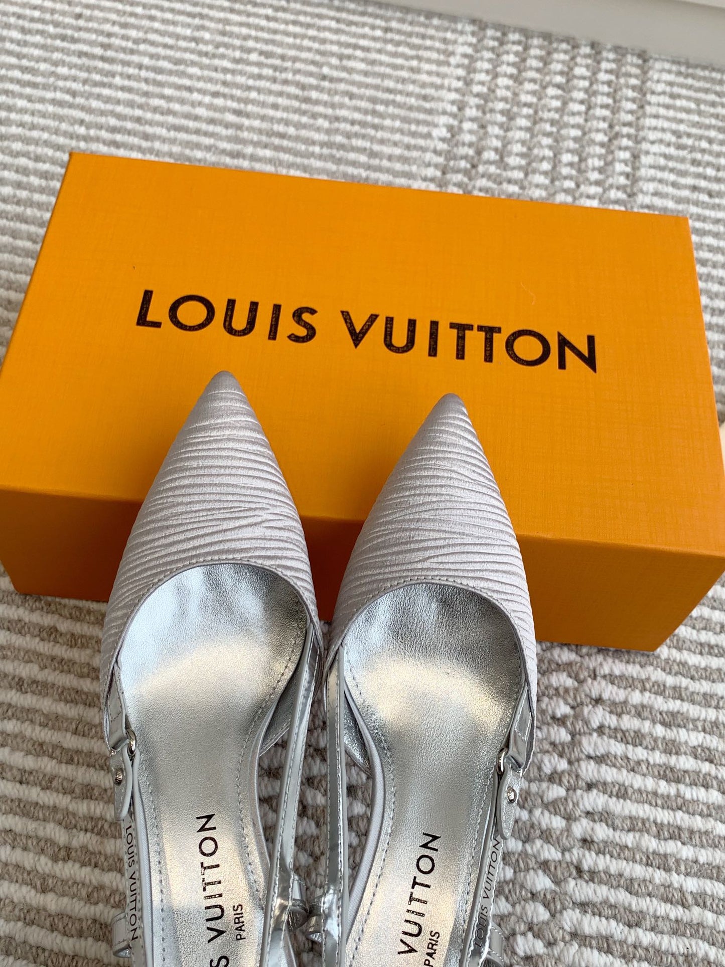 BLOSSOM SLINGBACKS 75 MM IN SILVER IMPORTED STRIPED SILK SATIN - 35
