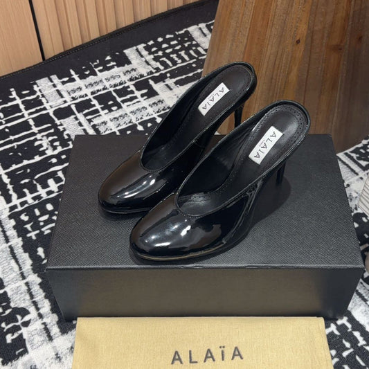 HIGH-HEEL 10 CM MULES IN BLACK PATENT CALFSKIN - 35