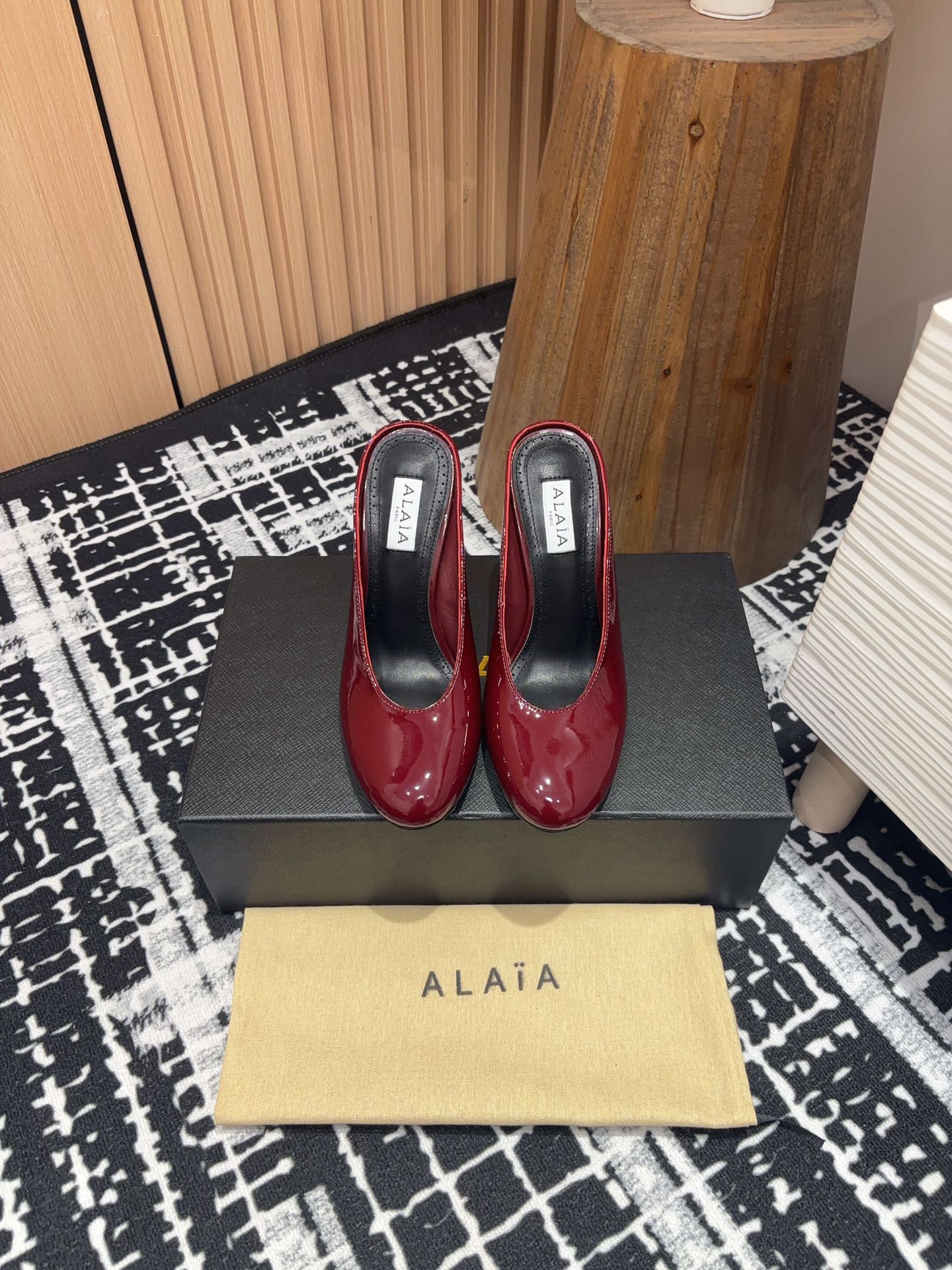 HIGH-HEEL 10 CM MULES IN BERRY RED PATENT CALFSKIN - 35