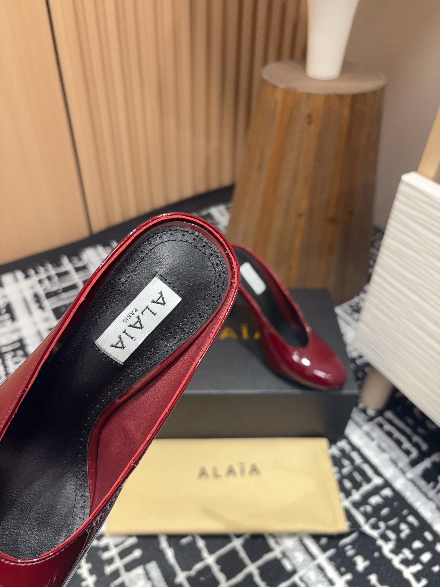 HIGH-HEEL 10 CM MULES IN BERRY RED PATENT CALFSKIN - 35