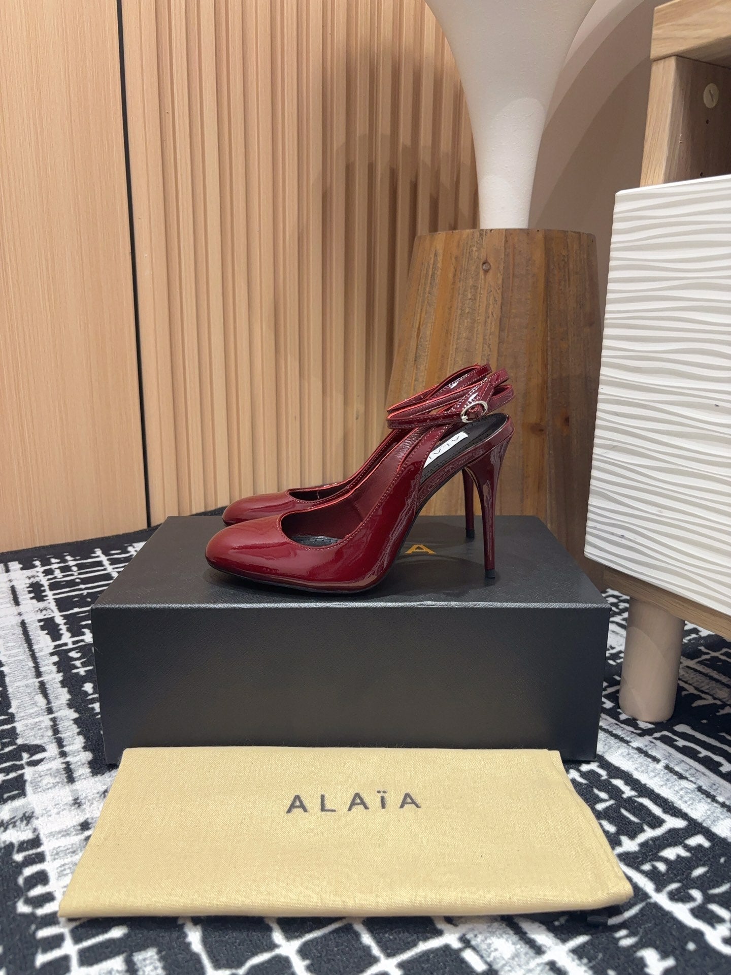 SLINGBACK HEEL 10 CM IN BERRY RED PATENT CALFSKIN - 35