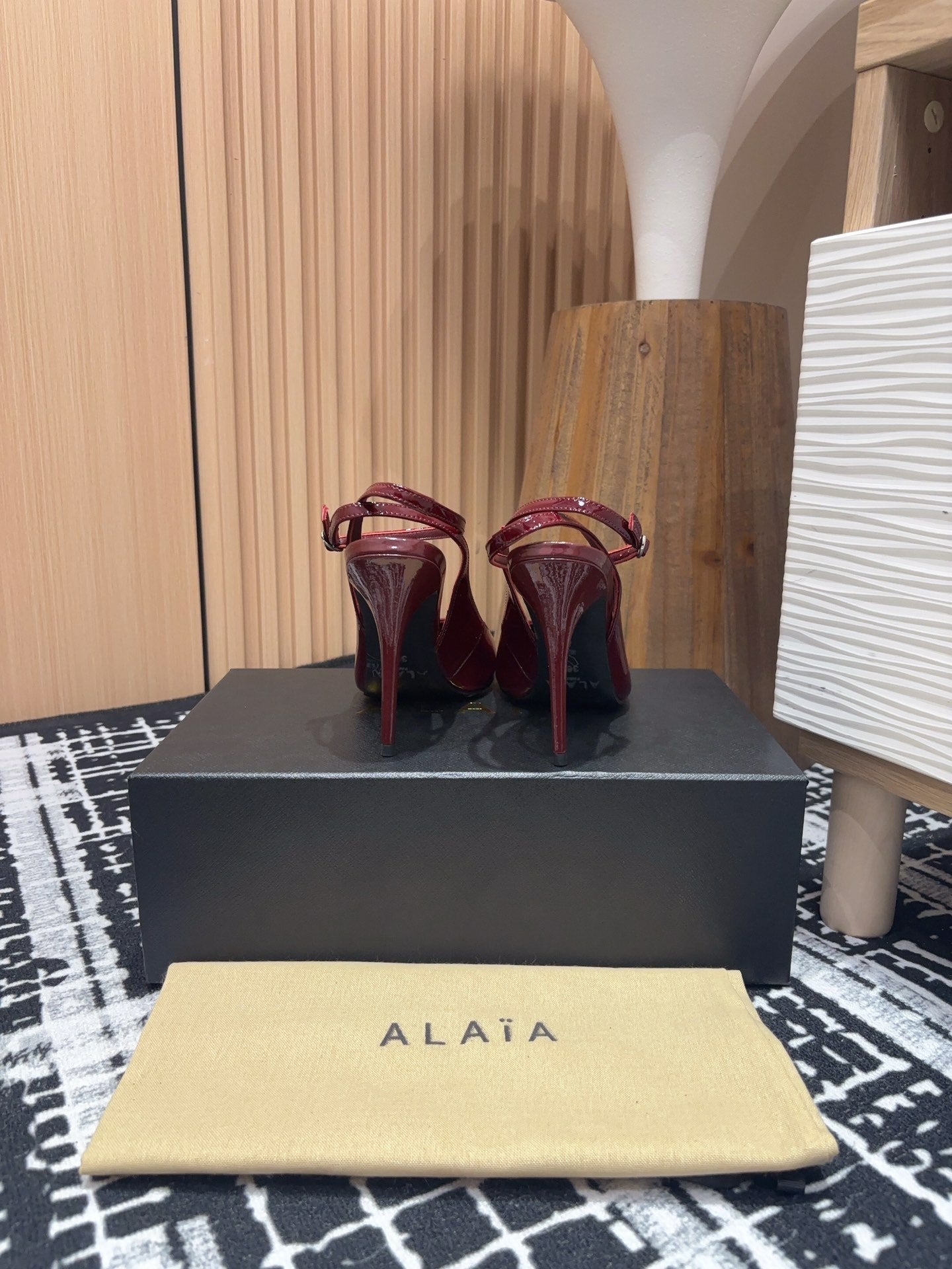 SLINGBACK HEEL 10 CM IN BERRY RED PATENT CALFSKIN - 35