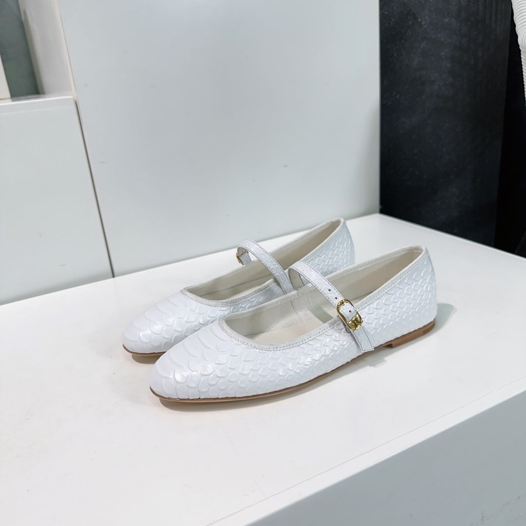 WHITE PYTHON PRINT LEATHER BALLET FLATS - 35