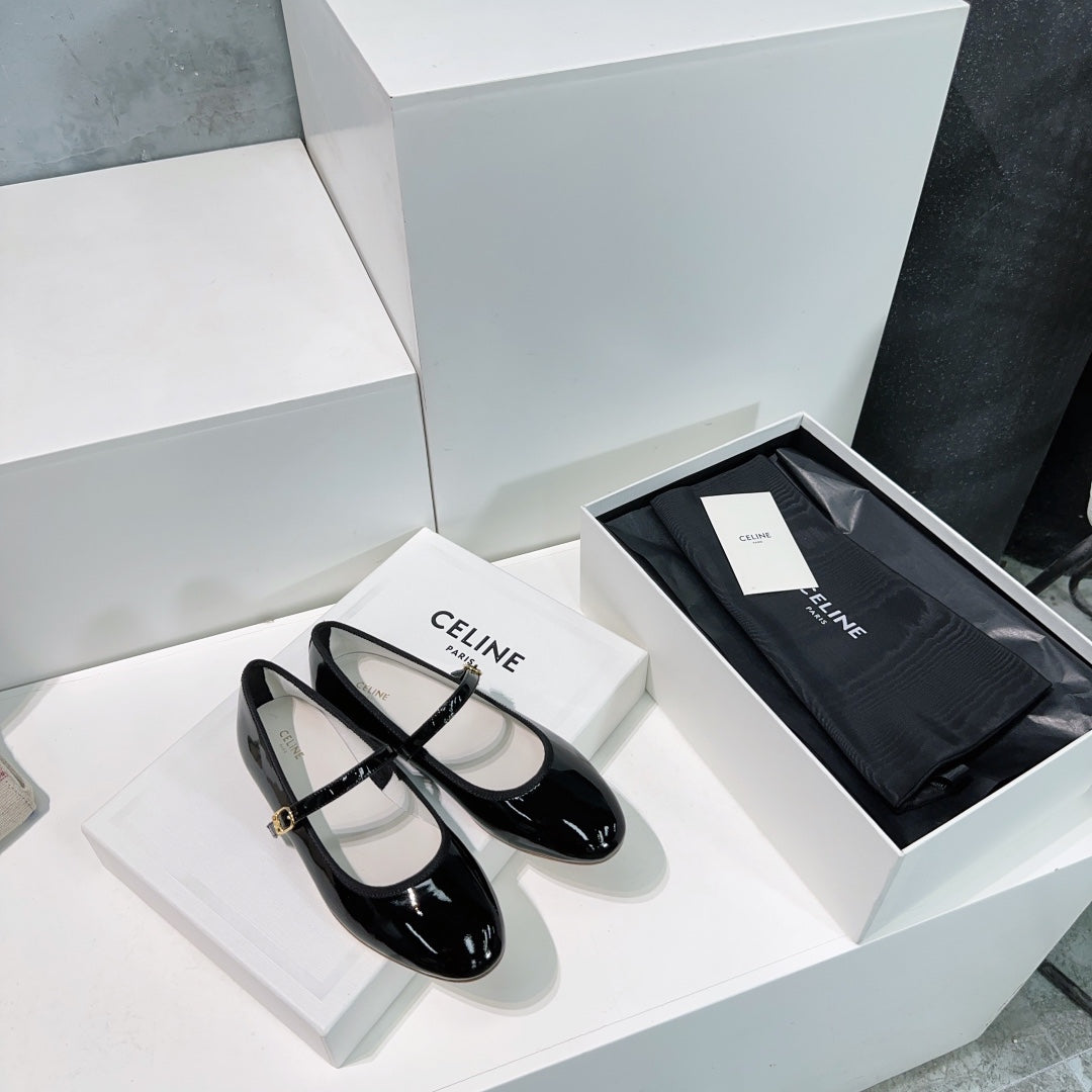MARRY JANE FLAT IN BLACK PATENT CALFSKIN - 35