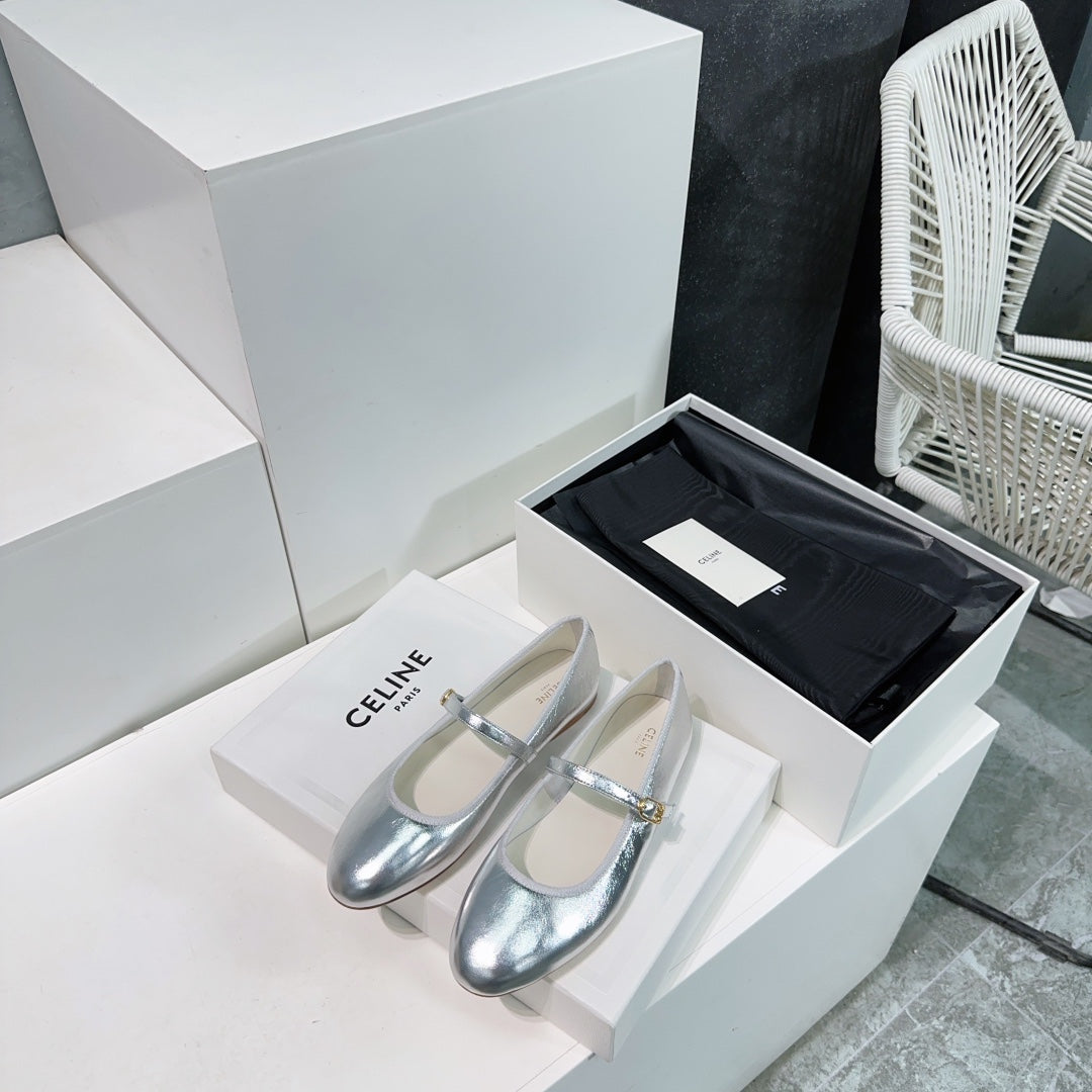 MARRY JANE FLAT IN SILVER CALFSKIN - 35