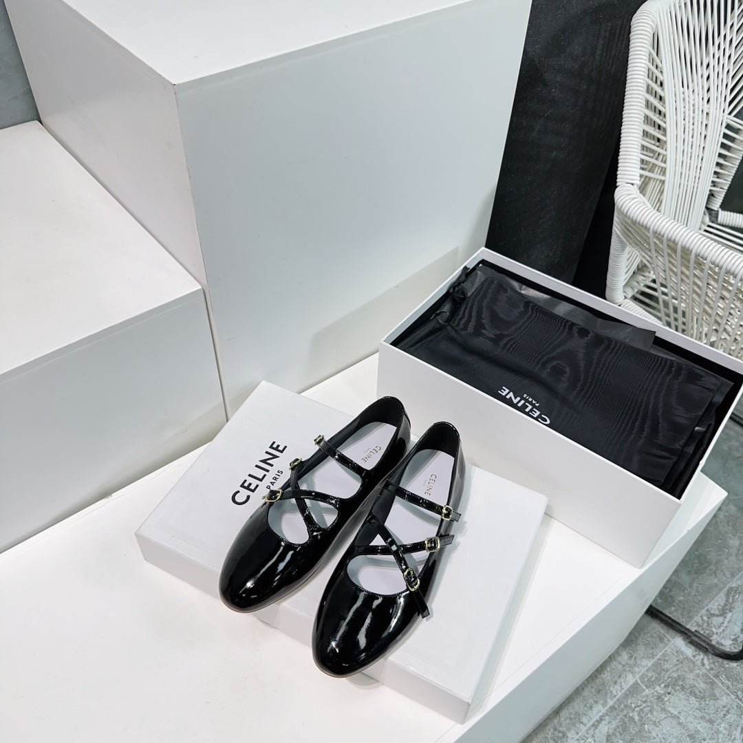 LES BALLERINES CELINE BABIES IN BLACK PATENT CALFSKIN - 35