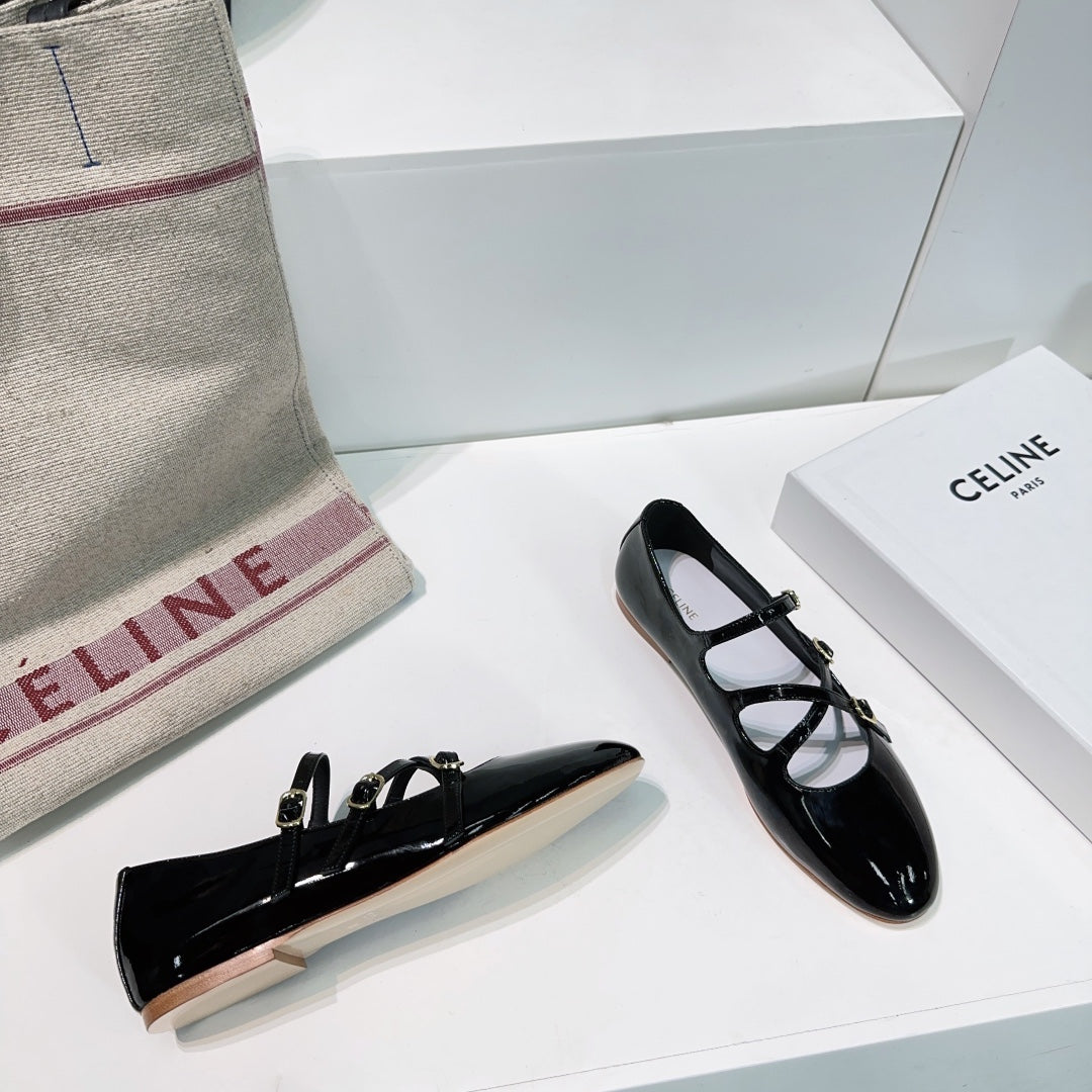 LES BALLERINES CELINE BABIES IN BLACK PATENT CALFSKIN - 35