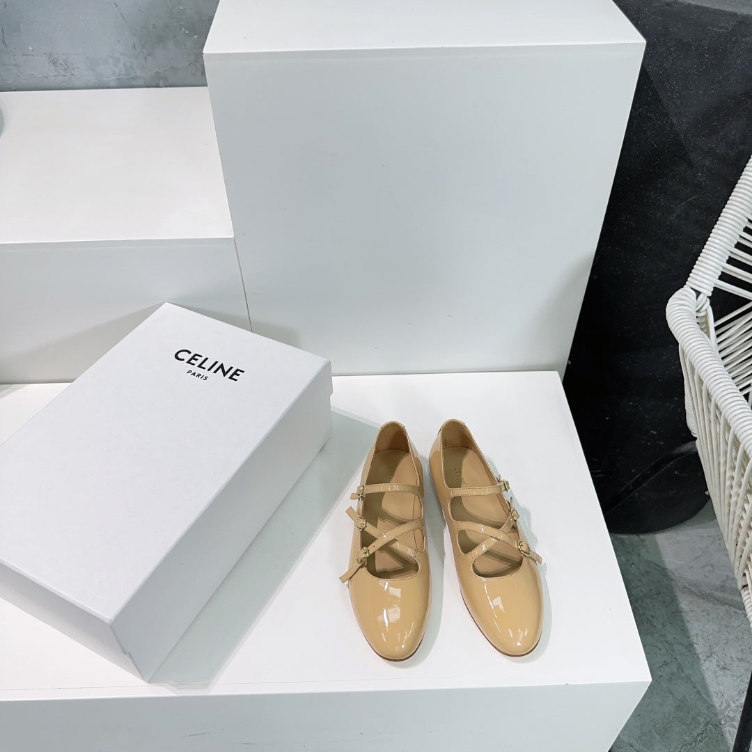 LES BALLERINES CELINE BABIES IN CAMEL BEIGE PATENT CALFSKIN - 35