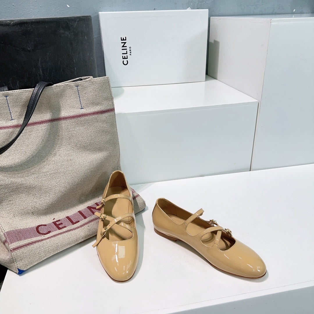 LES BALLERINES CELINE BABIES IN CAMEL BEIGE PATENT CALFSKIN - 35