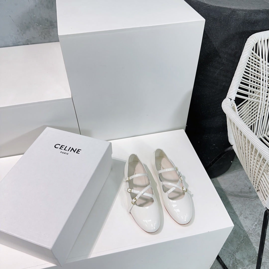LES BALLERINES CELINE BABIES IN WHITE PATENT CALFSKIN - 35