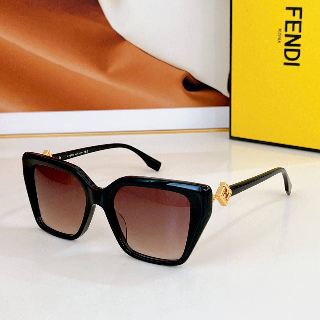 FF DIAMONDS SQUARE FRAME SUNGLASSES FE40161I IN ACETATE - Red/ purple