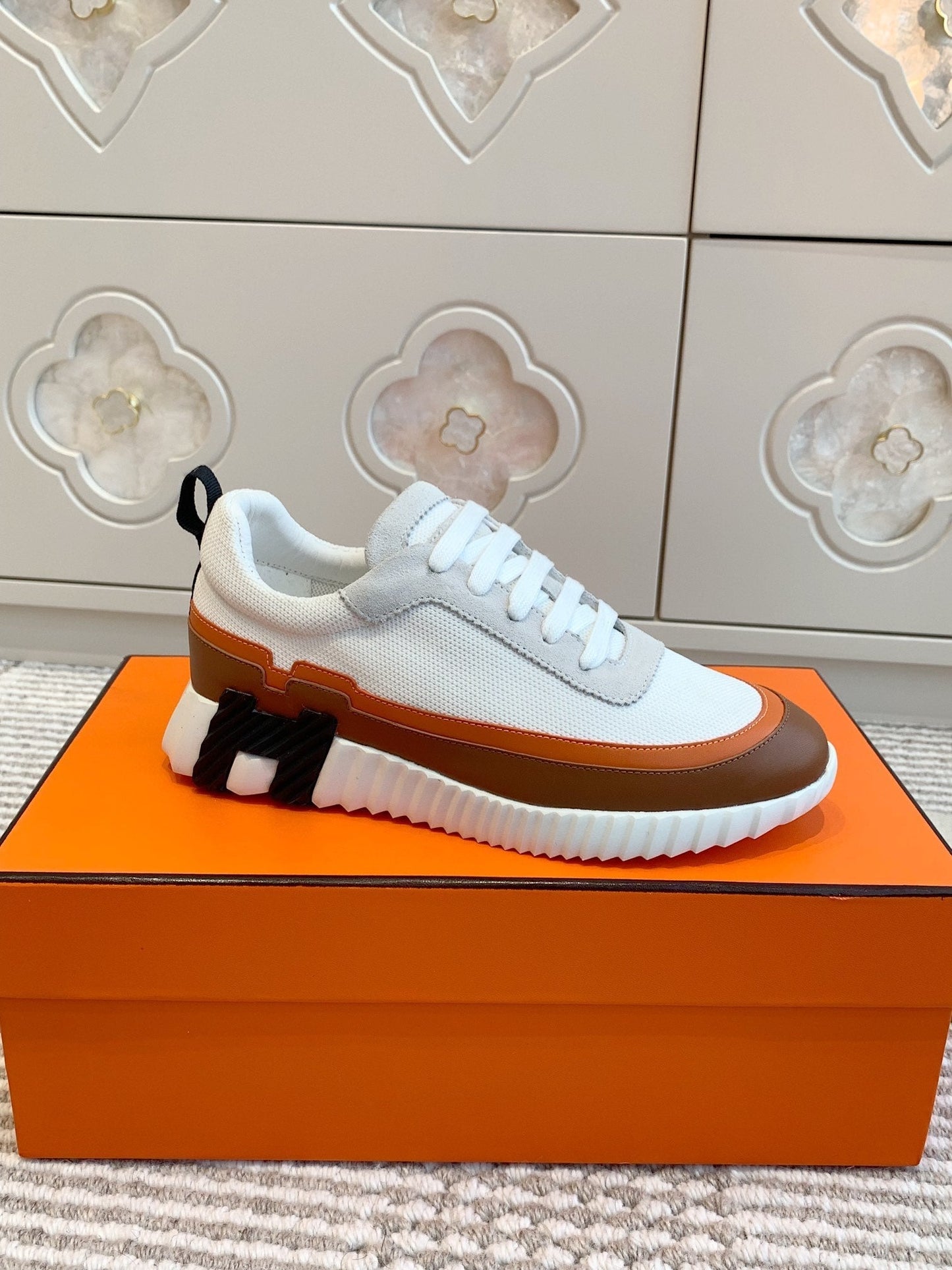 BOUNCING SNEAKER IN WHITE GRAPHIC MESH AND BRONZE BROWN CALFSKIN - 35