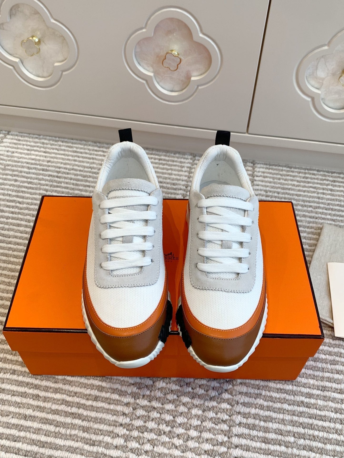 BOUNCING SNEAKER IN WHITE GRAPHIC MESH AND BRONZE BROWN CALFSKIN - 35