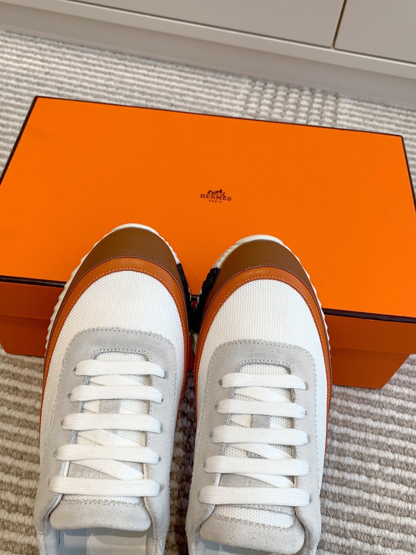 BOUNCING SNEAKER IN WHITE GRAPHIC MESH AND BRONZE BROWN CALFSKIN - 35