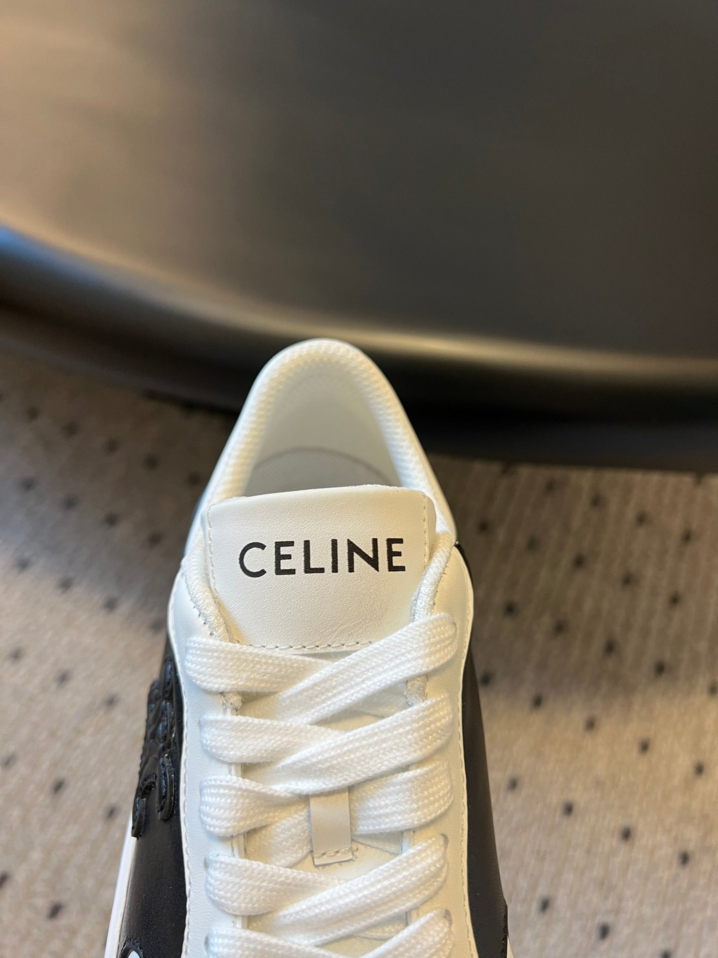 BLOCK SNEAKER WITH TRIOMPHE IN WHITE MIX BLACK CALFSKIN - 35