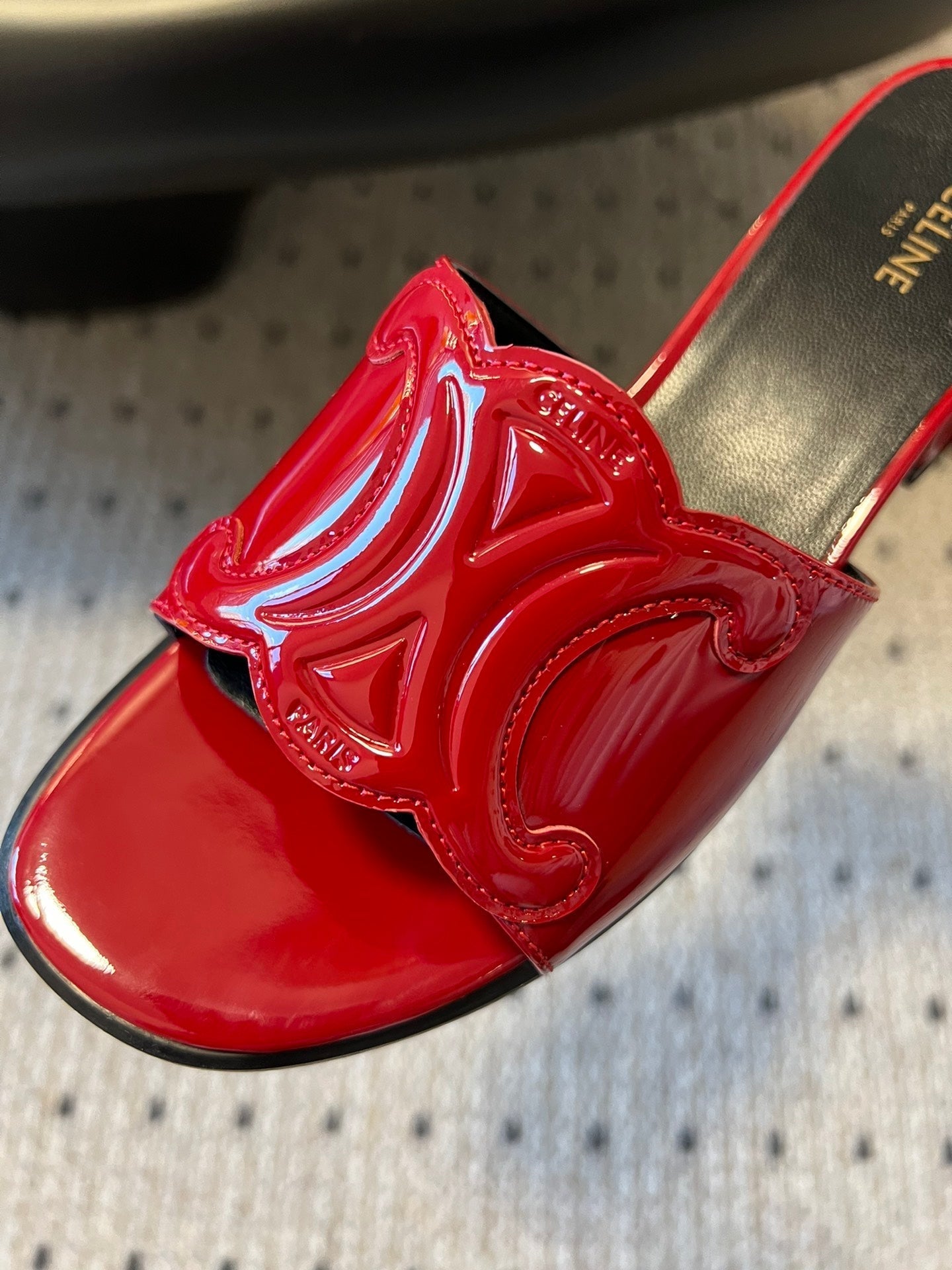 CLEMENCE MULE IN RUBY RED LAMBSKIN AND PATENT CALFSKIN - 35